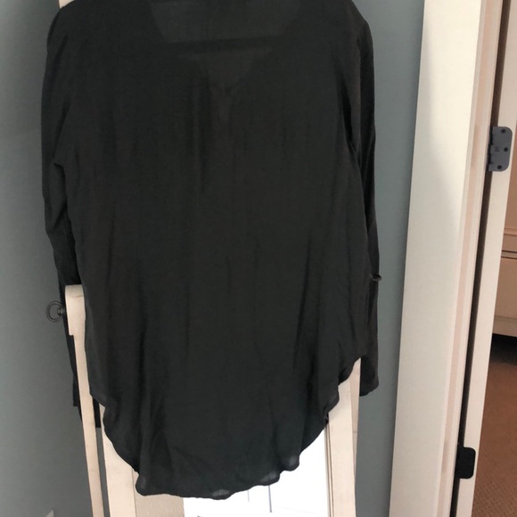 Cloth & Stone Amry Green Bell Sleeve Top - Picture 4 of 4